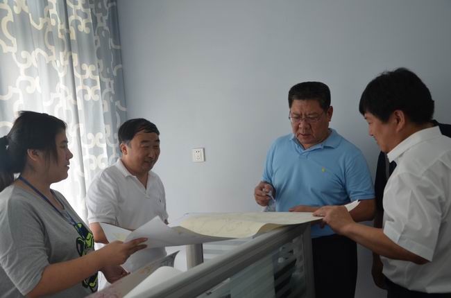 省經信委、區經信局領導一行到華紡考察